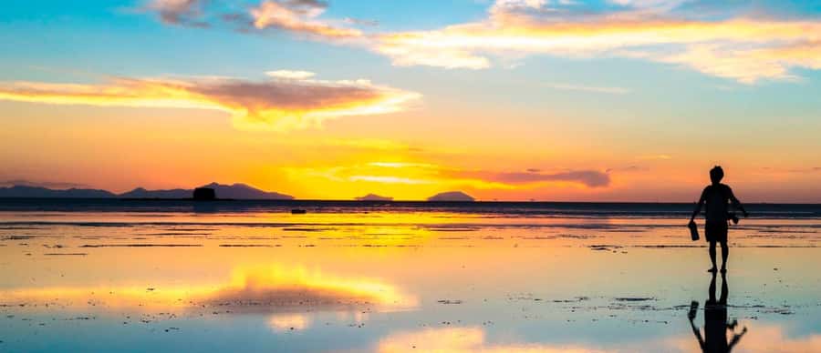 From La Paz: Uyuni Salt Flats 2-Day Tour with Bus Transfers - Key points to know before booking
