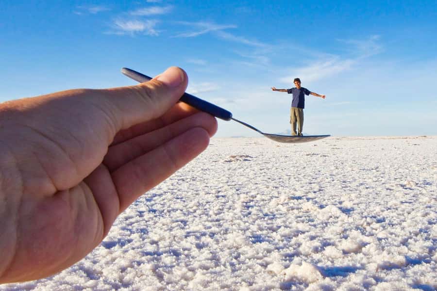 From La Paz: Uyuni Salt Flats 2-Day Tour with Bus Transfers - Packing for bright salt and cold buses