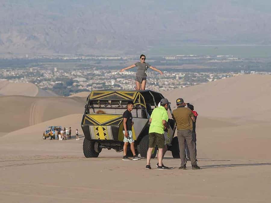 From Lima: Ballestas Islands and Huacachina Sunset Day Trip - A short pause at Huacachina Oasis