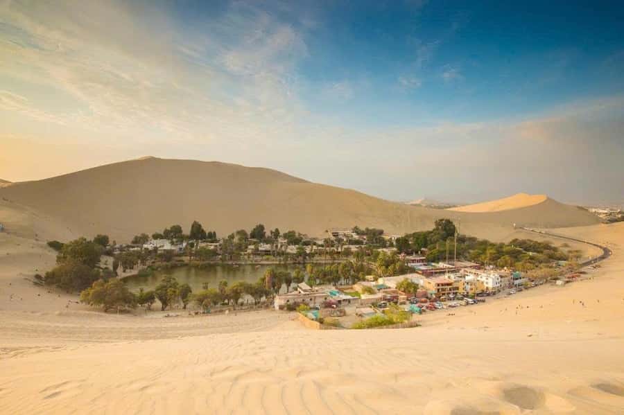 From Lima: Paracas and Huacachina Oasis Full Day Guided Tour - The guides make a real difference