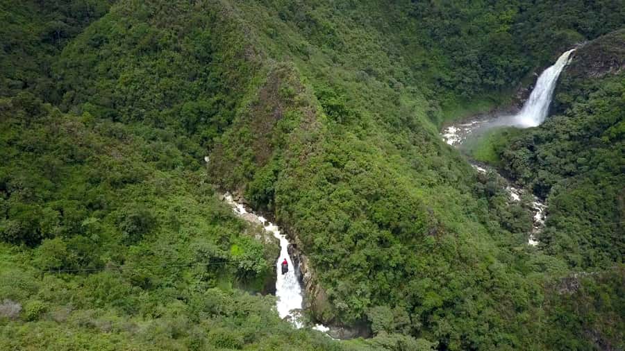 From Medellín: Dream Hammocks, Zipline, & Waterfall Day Trip - Guides make a real difference