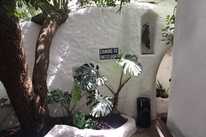 From Montevideo to Punta del Este Complete - The lighthouse, La Candelaria, and La Mano