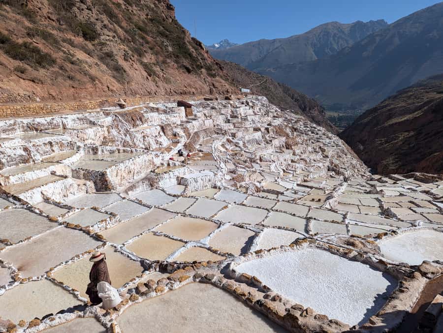 From Ollantaytambo:Moray, Salt Mines, Chinchero end in Cusco - Why this Ollantaytambo to Cusco route makes sense