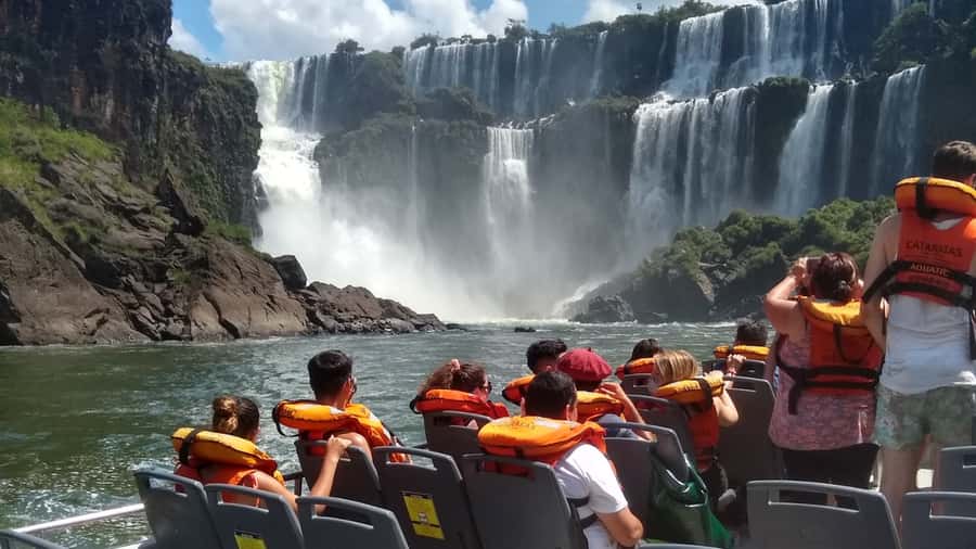 From Puerto Iguazu: Argentinian Iguazu Falls with Boat Ride - The lower river route to the falls