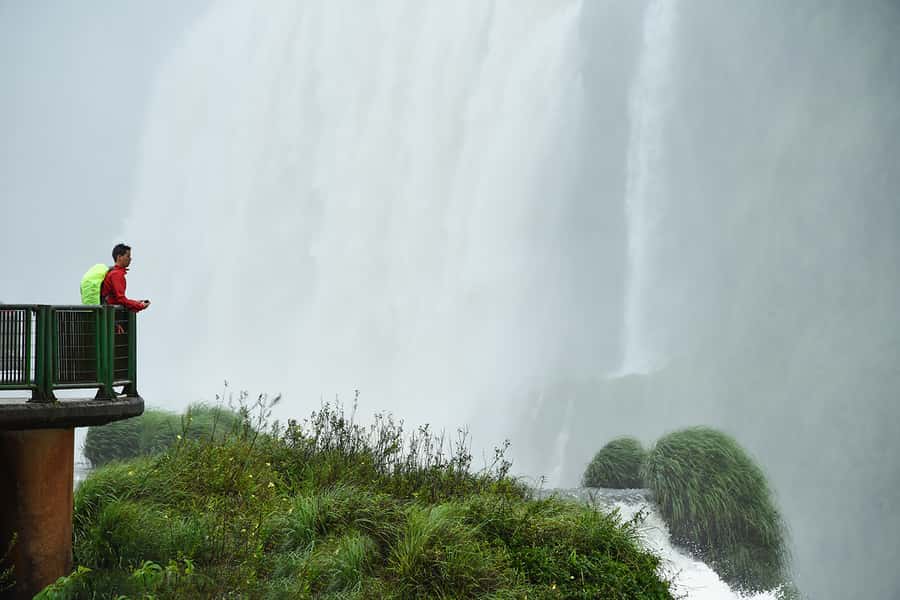 From Puerto Iguazu: Half-Day Brazilian Falls Excursion - Entering Iguaçu National Park