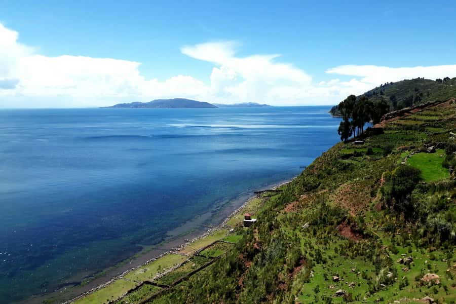 From Puno: Uros, Amantaní & Taquile Islands 2-Day Tour - Should you book the Amantaní overnight?