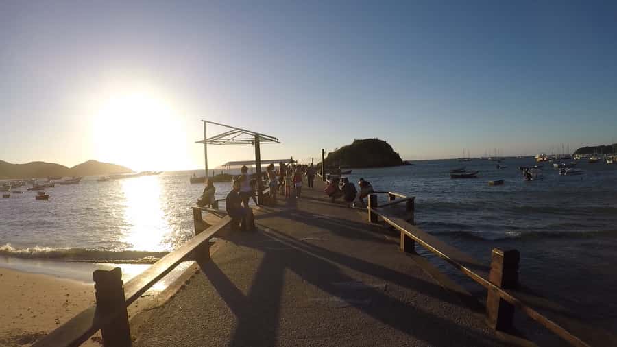From Rio de Janeiro: Búzios Full-Day Boat Tour - Guide language and service reliability