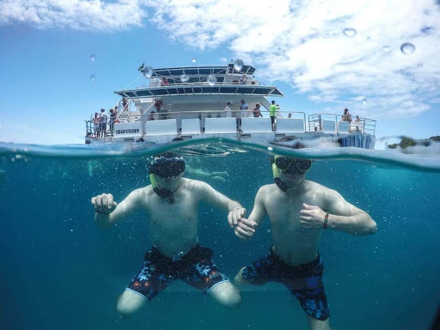 From Rio: Full Day in Búzios with Catamaran Tour and Lunch - Buffet lunch, Bardot Promenade, and Rua das Pedras