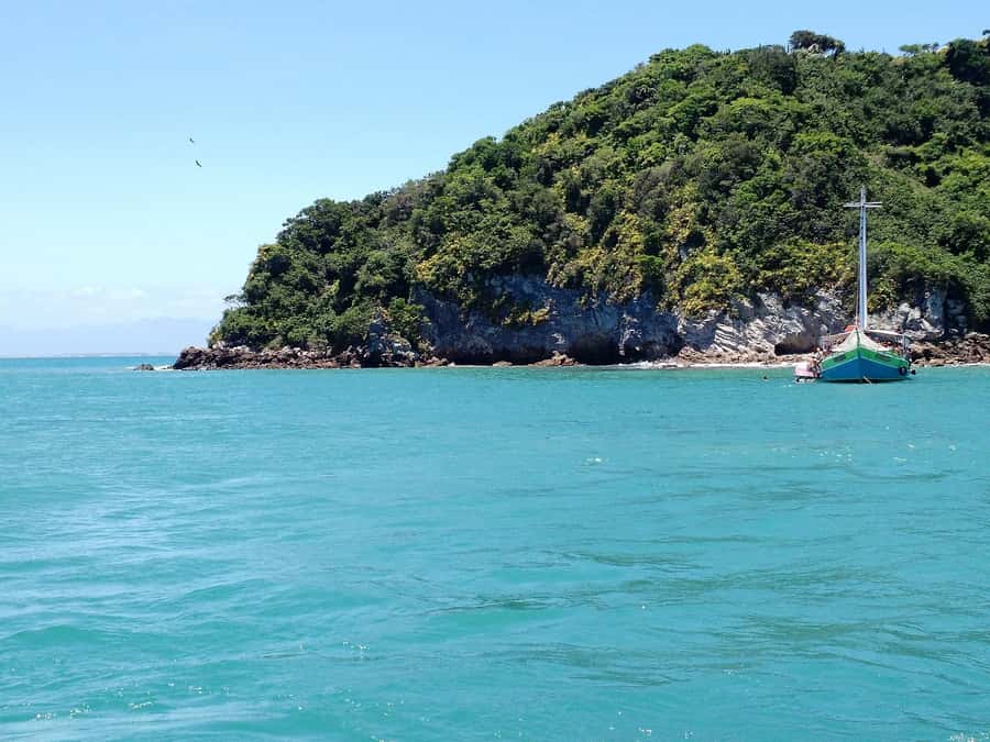 From Rio: Full Day in Búzios with Catamaran Tour and Lunch - Boarding the catamaran in Búzios