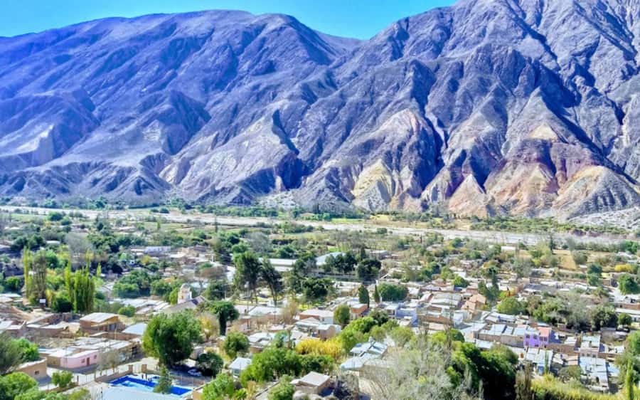 From Salta: Serranías del Hornocal & Hill of 14 Colors Tour - Small stops along the Quebrada