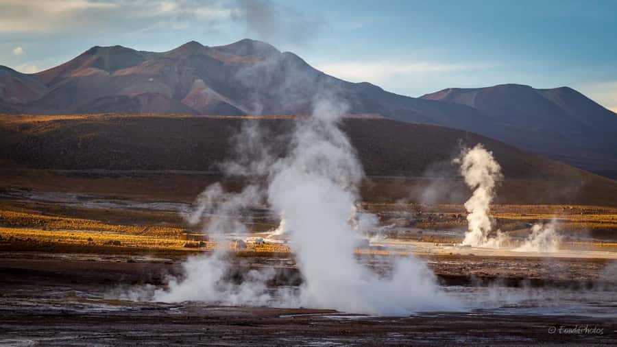 From San Pedro de Atacama: El Tatio Geyser Field & Wetlands - Breakfast with volcanoes around you