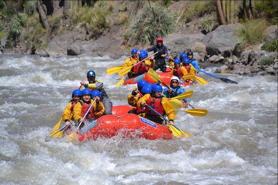 From Santiago: Rafting in the Maipo Canyon - The safety briefing and guide team