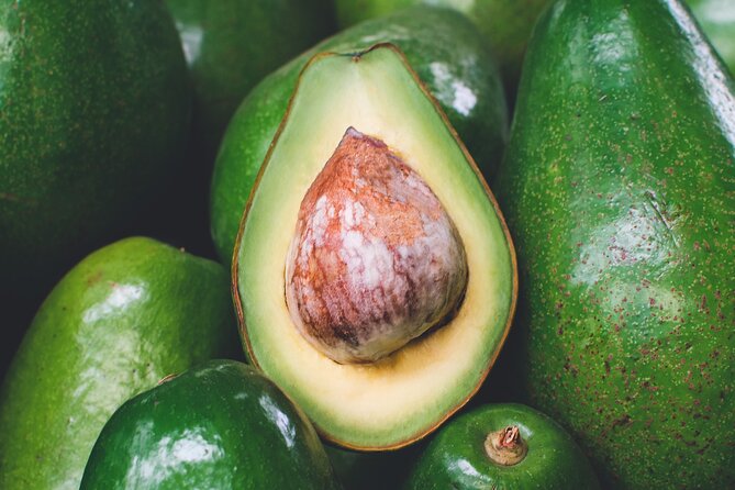 Fruit Tour at the World's sweetest Market - Why Paloquemao is the right place for a fruit tour