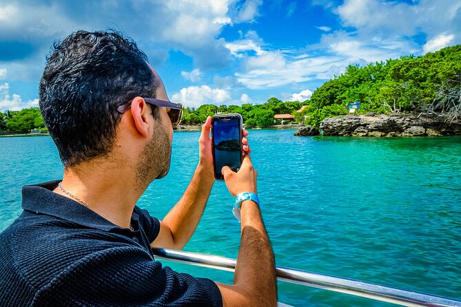 Full Day 5 Best Rosario Islands Spots Make Friends & do Snorkel - What this Rosario Islands day is really like