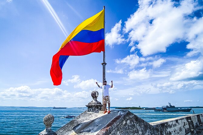 Full Day 5 Best Rosario Islands Spots Make Friends & do Snorkel - Bocachica and the fort at Cartagena’s bay entrance