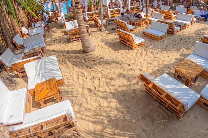 Full day At Beach Club in Playa Blanca Baru cartagena - Playa Blanca, beautiful water with a rough edge