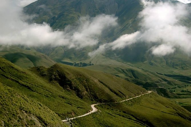Full-day Cachi and Los Cardones National Park from Salta - Escoipe Gorge and the climb toward Cuesta del Obispo