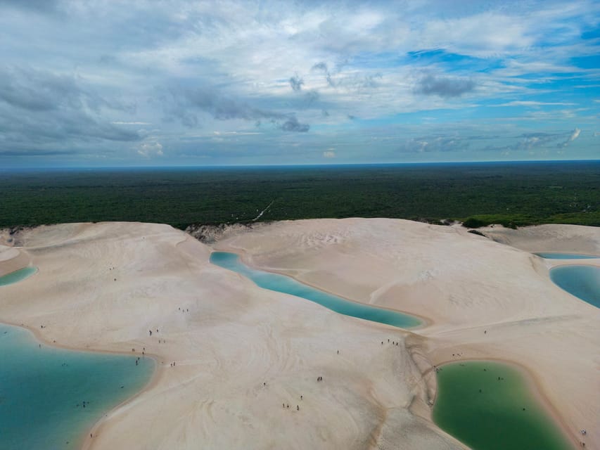 Full-day excursion Lencois Marnahenses, Lagoa Azul & Lagoa Bonita combined - The guides, language, and level of personal service