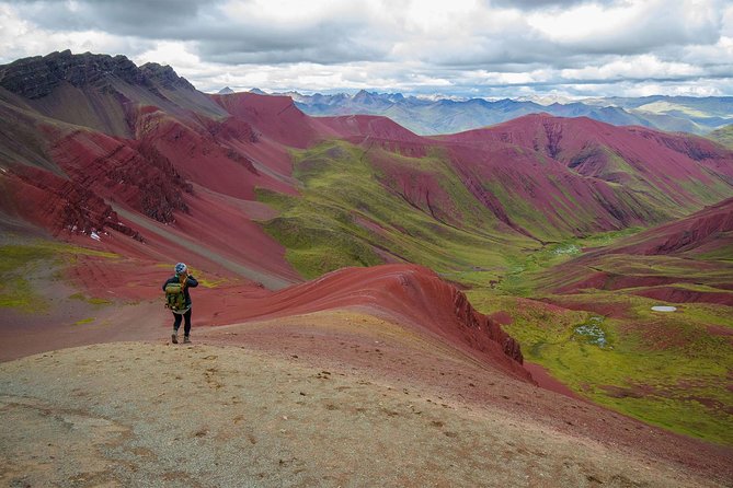 Full Day Rainbow Mountain & Red Valley View Point Tour from Cusco - Breakfast and lunch on a very long day