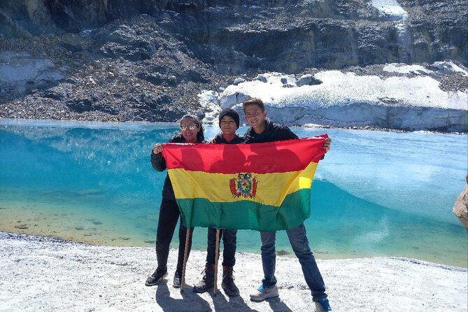 Full day Tour Charquini and Laguna Esmeralda - Milluni Cemetery and a difficult chapter of Bolivian history