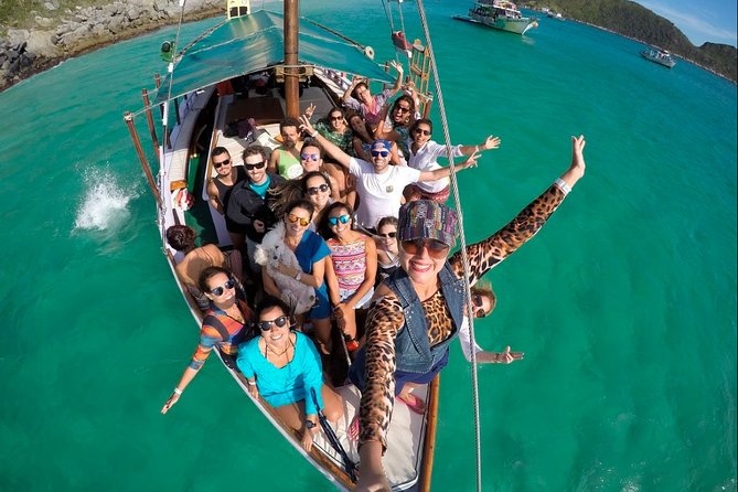 Full Day Tour to Angra dos Reis and Grand Island - Cais de Santa Luzia and the start of the schooner ride