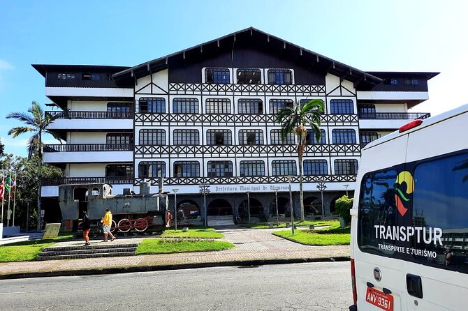 Germanic Roots Tour Blumenau and Pomerode - Family attractions, animals, and old cars