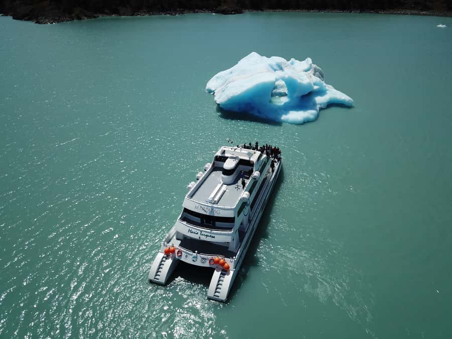 Gourmet Glacier Cruise & Footbridges of Perito Moreno - Upsala Channel and its floating ice
