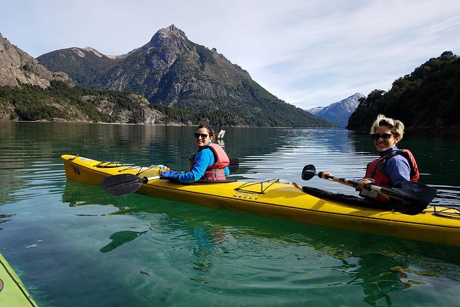 Half a day of kayaking on the Nahuel Huapi lake in private service - Weather, cancellation, and practical limits