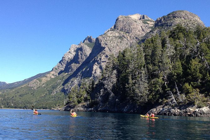 Half a day of kayaking on the Nahuel Huapi lake in private service - Paddling toward Brazo Tristeza