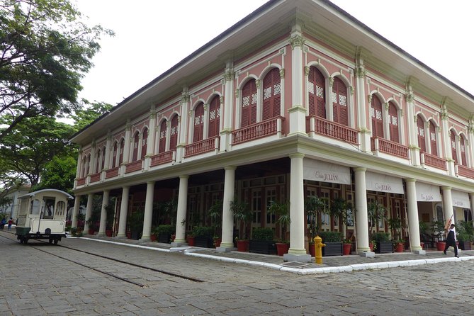 Half Day Guayaquil Historical Tour and Cocoa Culinary Experience - What the $135 price includes