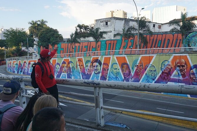 Historical Shared Tour Salsa, Graffiti & Resistance in Cali - Key points at a glance
