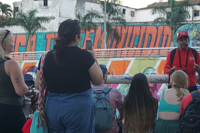 Historical Shared Tour Salsa, Graffiti & Resistance in Cali - Starting at Plazoleta Jairo Varela