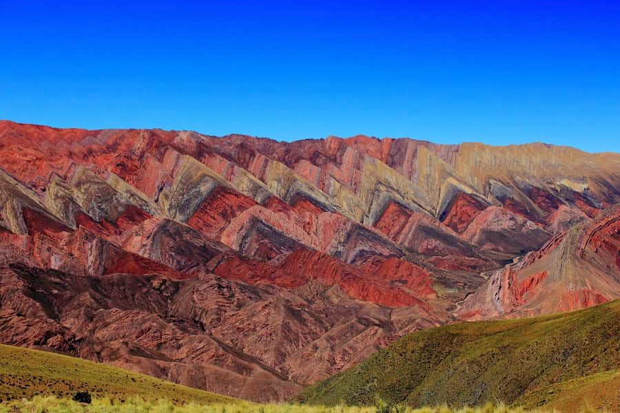 Hornocal: Tour of the 14 Colors Mountain & Humahuaca´s Gorge - An early start from central accommodation