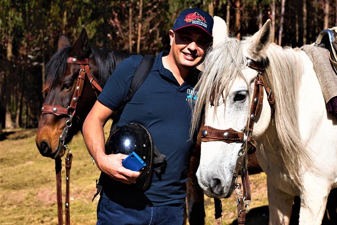 Horse Riding Chacan Mountain And Temple Of The Moon - Hotel pickup makes this an easy half-day