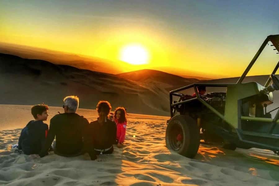 Huacachina: Buggy en las Dunas al Atardecer y Sandboarding - Key points to know before you go