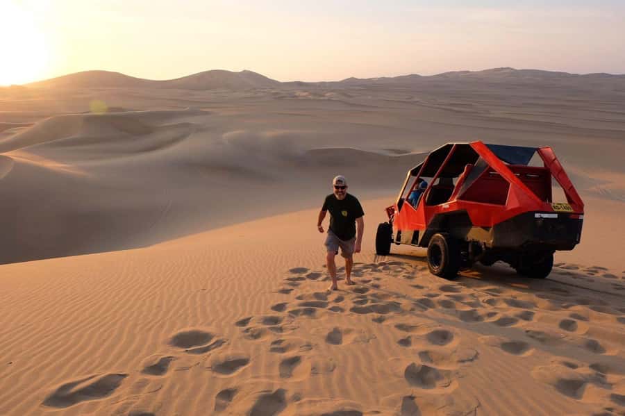 Huacachina: Sandboarding and 4x4 Desert Adventure - Starting at Huacachina Oasis