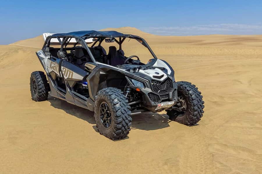 Huacachina: Sandboarding and 4x4 Desert Adventure - Learning to sandboard on the first dune