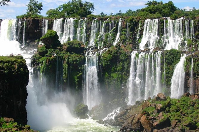 Iguazú Experience in 2 days: Argentine and Brazilian Falls - Who should book this two-day tour