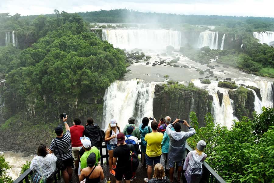 Iguazu Falls: 2-Day Argentinian and Brazilian Iguazu Falls - Who will enjoy this two-day plan most