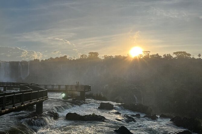 Iguazu Falls : Private day tour both Brazil & Argentina - Brazil’s broad views and misty platforms