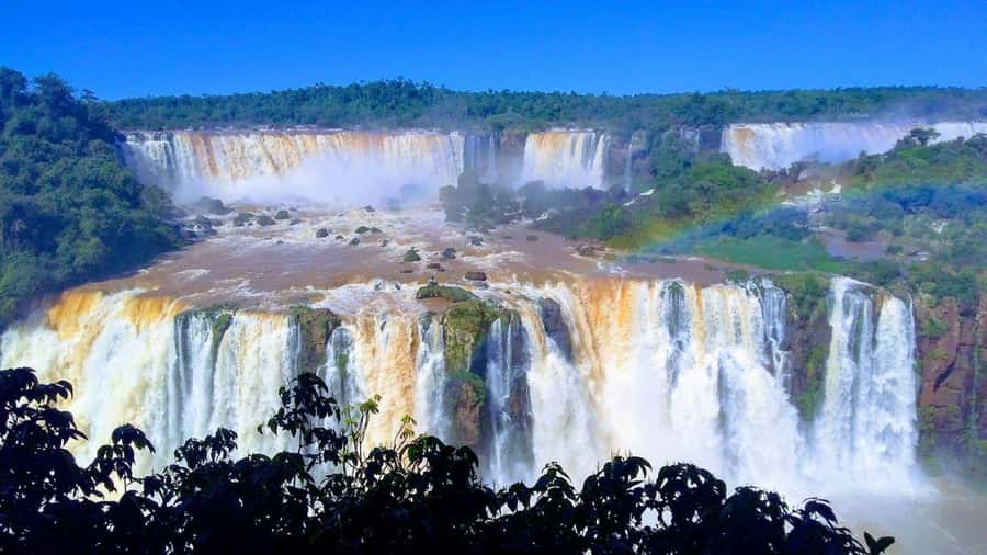 Iguazú Falls: The Natural Wonder of Argentina - Practical planning for the three circuits