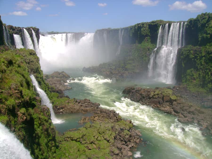 Iguazu in 2 Days: Argentina & Brazil Sides of Iguazu Falls - Guides, language, and group pace