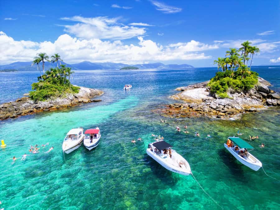 Ilha Grande: 7h Speedboat Tour of Paradise Islands - Seven hours from Vila do Abraão to the Paradise Islands