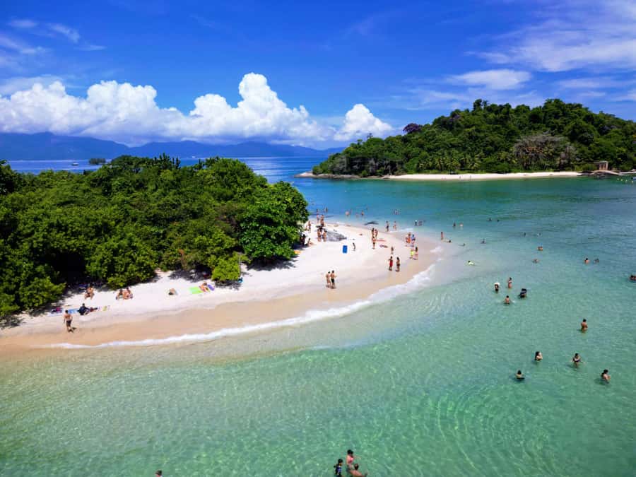 Ilha Grande: 7h Speedboat Tour of Paradise Islands - Ponta da Piedade, a slower beach break