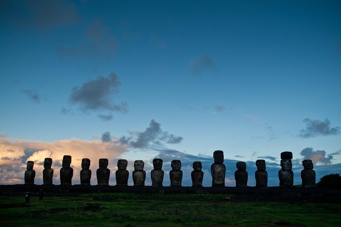 Journey of the Ancestors: Tongariki, Rano Raraku & Anakena Beach - Ahu Tongariki and the fifteen famous figures