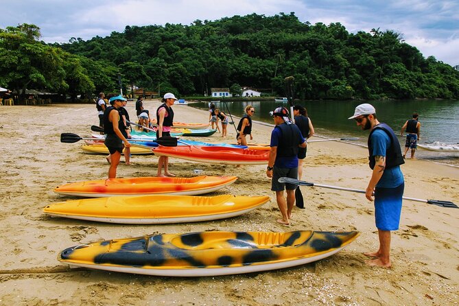Kayaking to the mangroves - Entering Paraty’s last city mangrove