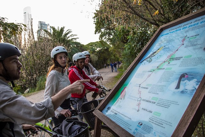 La Boca and City Center Bike Tour - What the guide adds to the experience