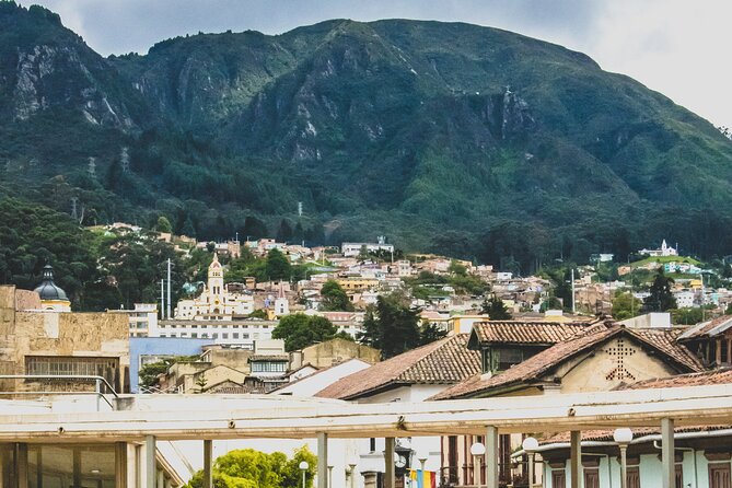 La Candelaria Private Tour Bogotá + Local Lunch + 2 Museums (6 Hrs.) - The Gold Museum deserves your full attention