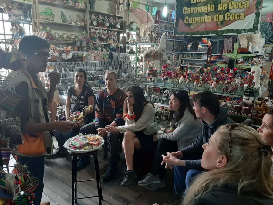 La Paz and El Alto: Cable Car Rides and Walking Tour - Riding up to El Alto