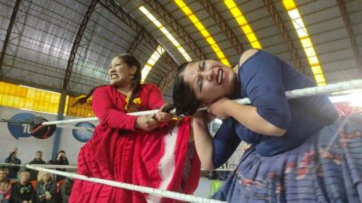 La Paz: Cholitas Wrestling Tickets and Transfer